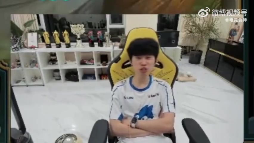 想自己當老板！Doinb：我要名額(LPL)選手我找+教練我找+運營我找，但沒人理