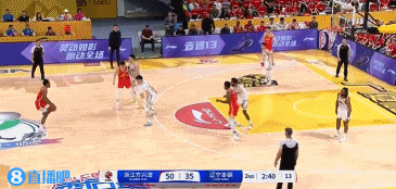狂轟濫炸！小巴里-布朗轅門(mén)射戟 弧頂超遠(yuǎn)正中靶心繼續(xù)擴(kuò)大領(lǐng)先